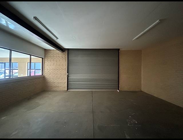 334M² WAREHOUSE TO LET IN POMONA